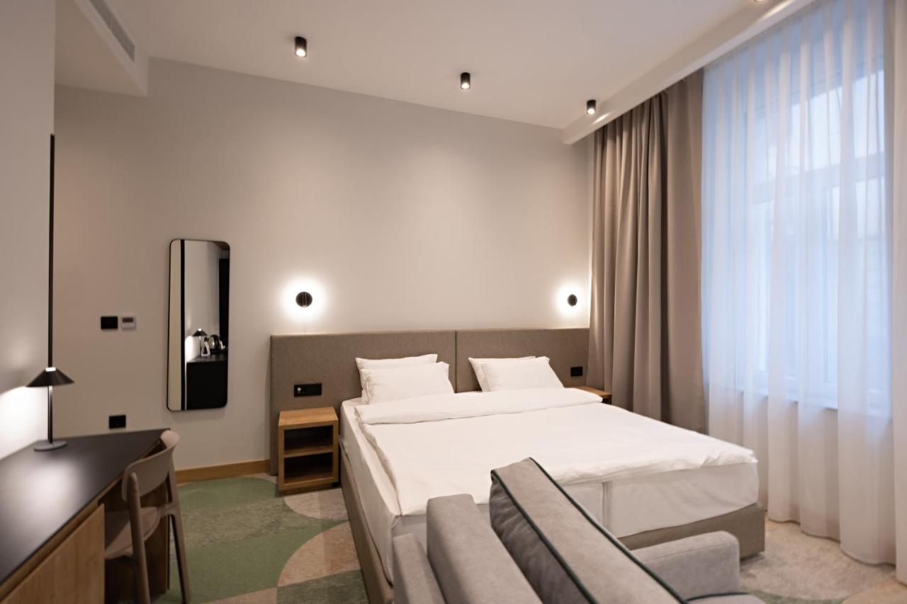 Hop Inn Rooms & Suites Белград Екстериор снимка