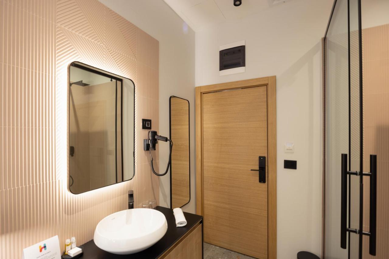 Hop Inn Rooms & Suites Белград Екстериор снимка