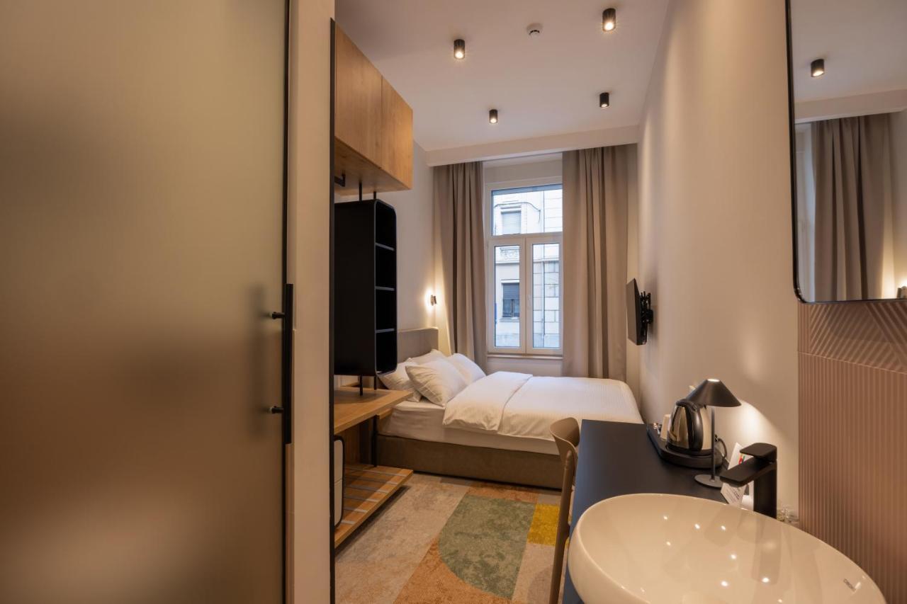 Hop Inn Rooms & Suites Белград Екстериор снимка