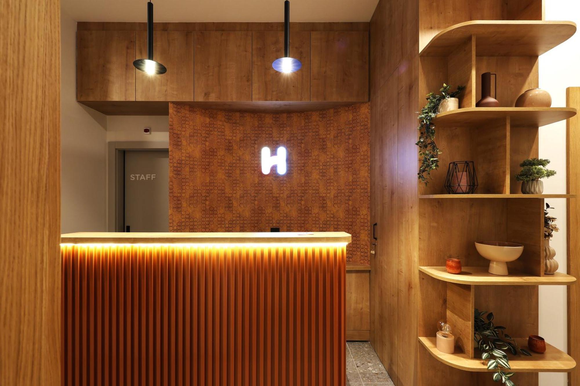 Hop Inn Rooms & Suites Белград Екстериор снимка