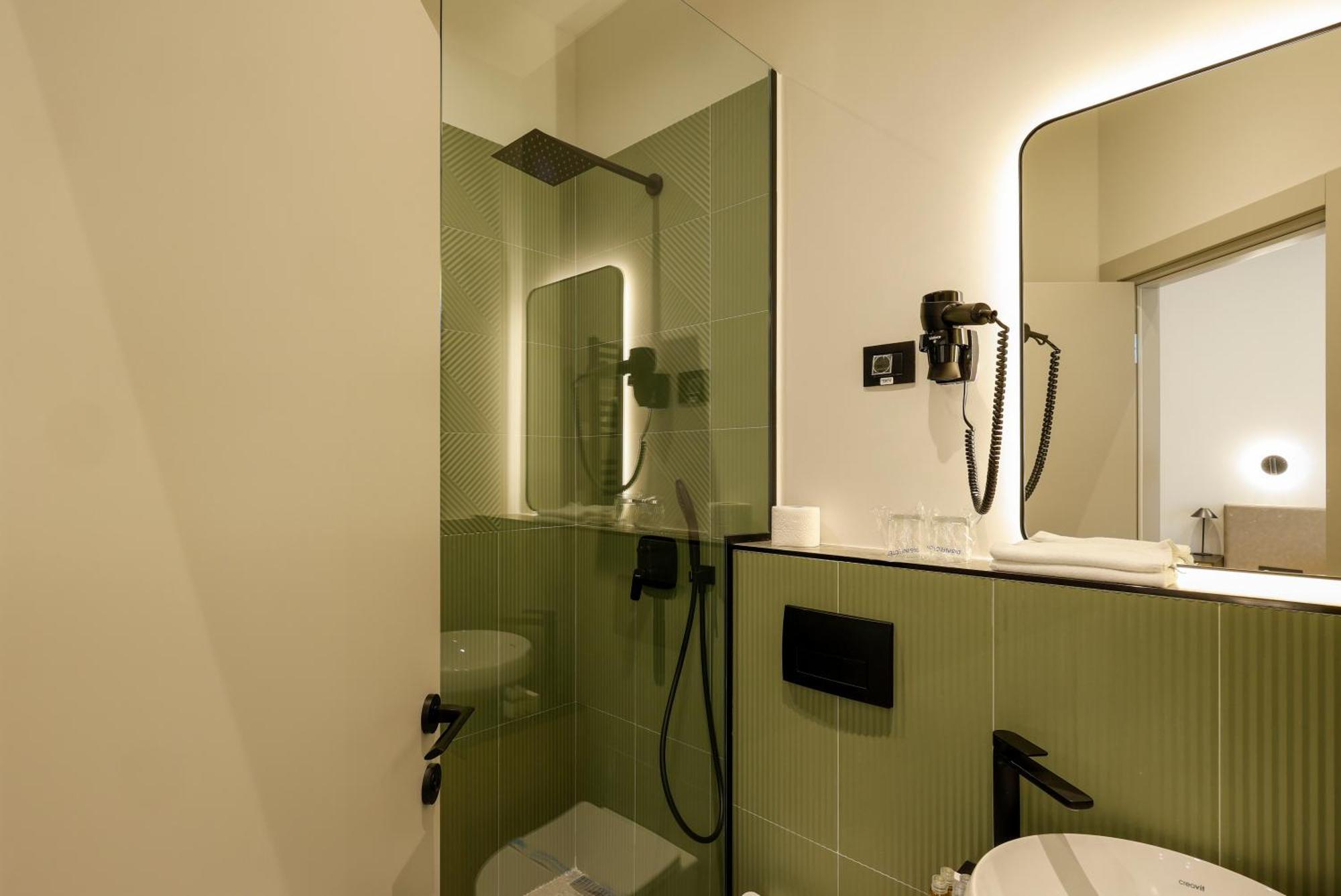 Hop Inn Rooms & Suites Белград Екстериор снимка